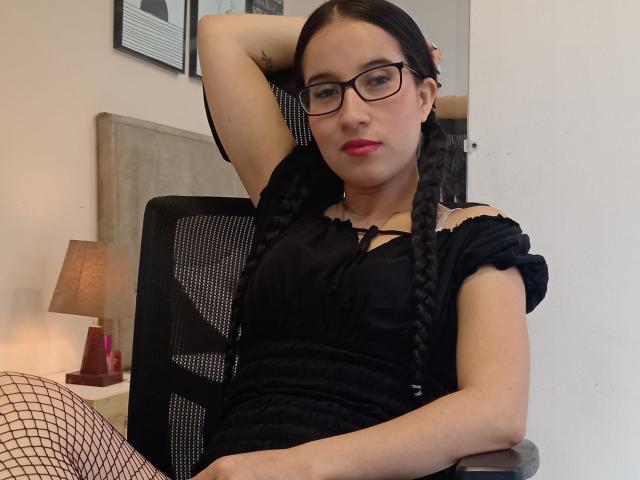 CamillePetit - Live sex cam - 23631201