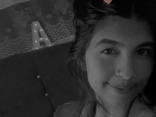 AndreinaBra - Live porn & sex cam - 23634477