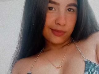 AndreinaBra - Live porn & sex cam - 23634529