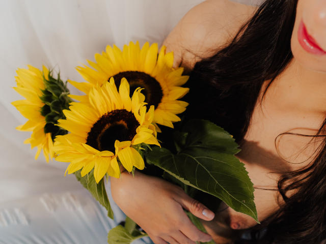 MeganKlein - Live sex cam - 23637401