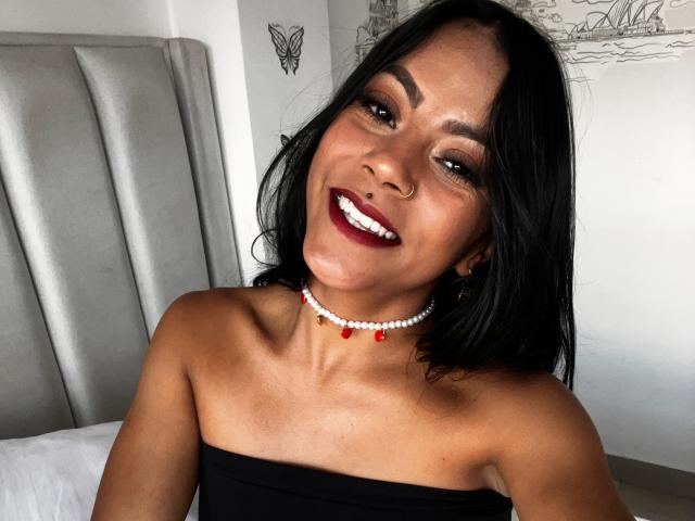 Amberv - Live sex cam - 23642709