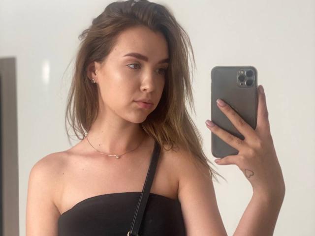 ClioAir - Live Sex Cam - 23644801