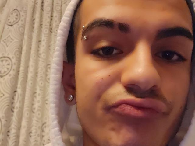 WillyEmpire - Sexe cam en vivo - 23645137