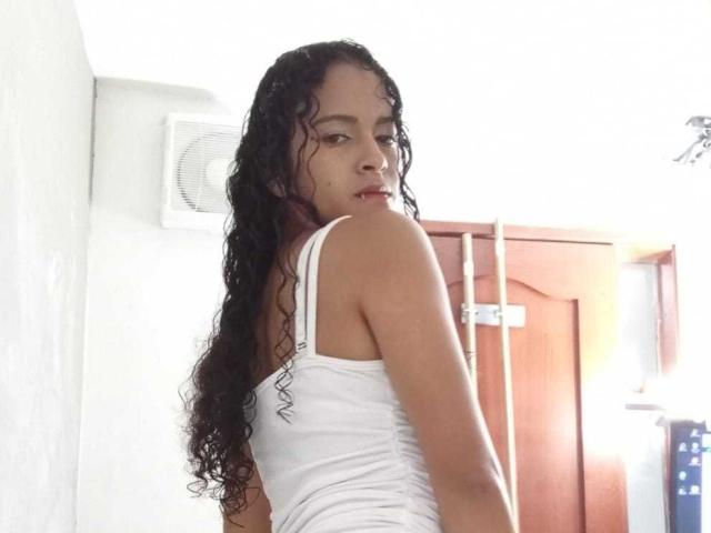 EmmaWod - Live porn &amp; sex cam - 23646381