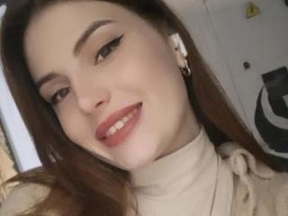AdrianaLover - Live Sex Cam - 23649949