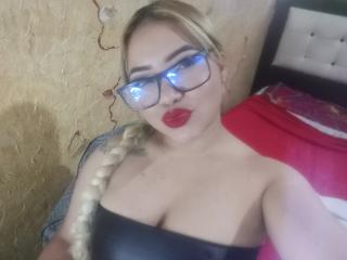 TatianaRuss - Live porn &amp; sex cam - 23652493