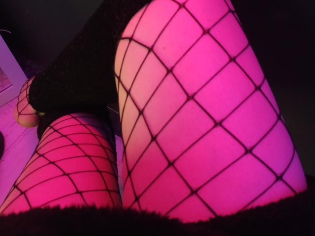 IsisDiosa - Live Sex Cam - 23653697