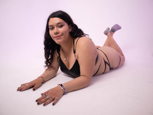 KimberlyRomerro - Live porn &amp; sex cam - 23658841