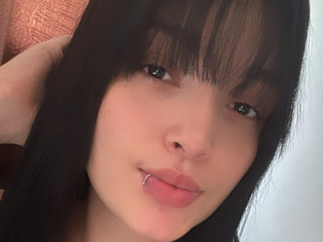 SarahGood - Live Sex Cam - 23659369