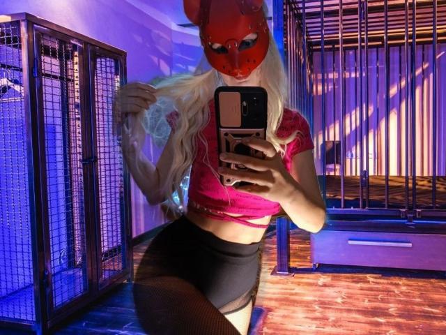 ViollaKiss - Live sex cam - 23663173