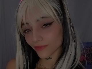 DaniPeggin - Live porn &amp; sex cam - 23663249