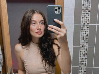 SofiaCurlly - Live Sex Cam - 23664049