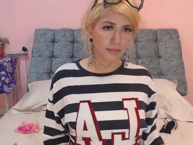 MebelRoberts - Live sexe cam - 23668329