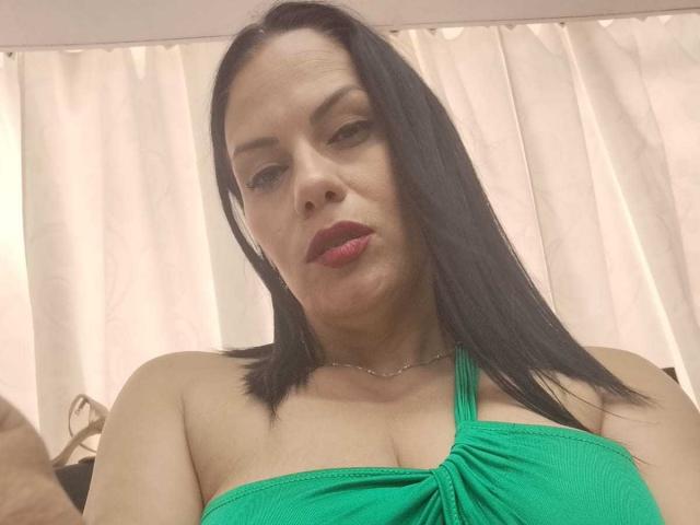 LizaRussell - сексуальная веб-камера в реальном времени - 23670453