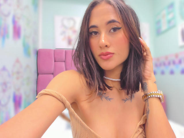 HarleyRoods - Live Sex Cam - 23673037