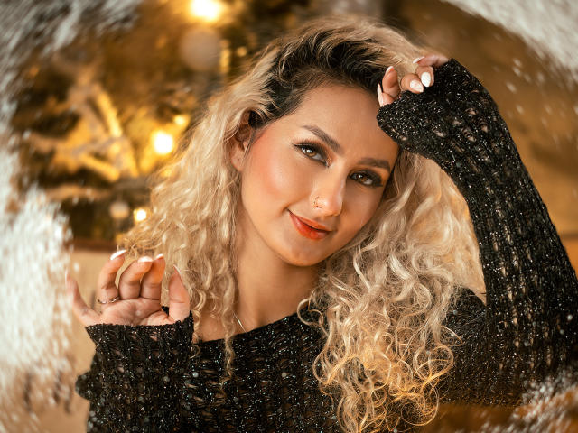 FloraSaenz - Live porn &amp; sex cam - 23673945