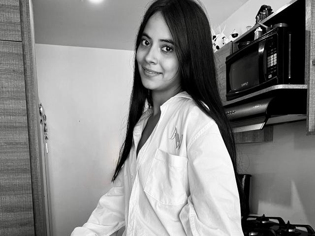 TamaraPeach - Live sex cam - 23674337