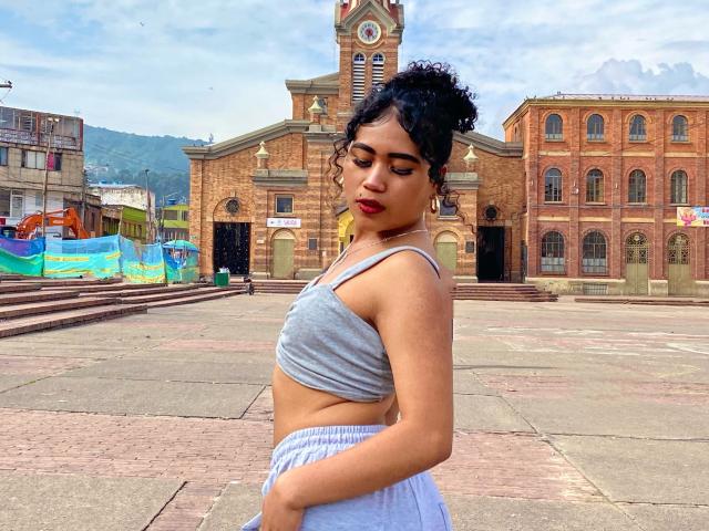 SophieSonyas - сексуальная веб-камера в реальном времени - 23675393