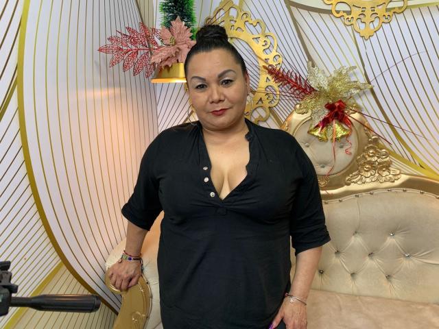 EllenaMilf - Live porn &amp; sex cam - 23676533