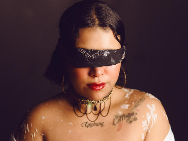 IsisStuart - Live porn &amp; sex cam - 23681853