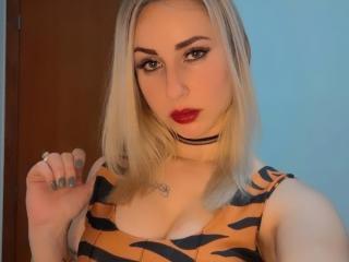 CherryDouce - Live Sex Cam - 23685405