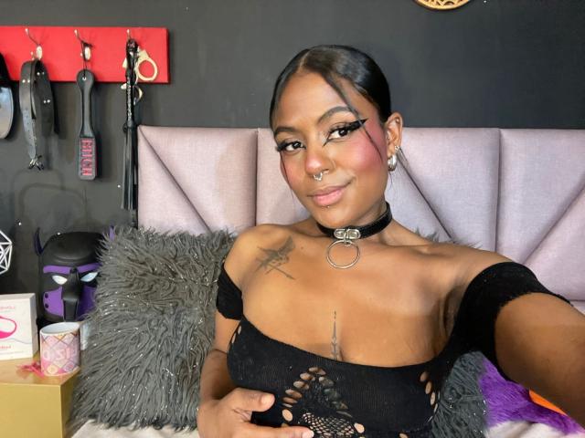 LucieHarper - Live porn &amp; sex cam - 23686941