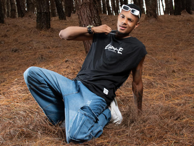 TakeoWalkers - Live Sex Cam - 23687081