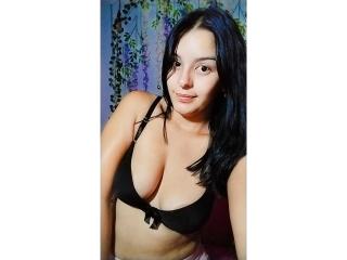 TalianaSquirt - Live porn &amp; sex cam - 23688609