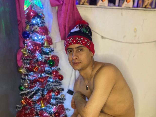 SebastianB69 - Live Sex Cam - 23689981