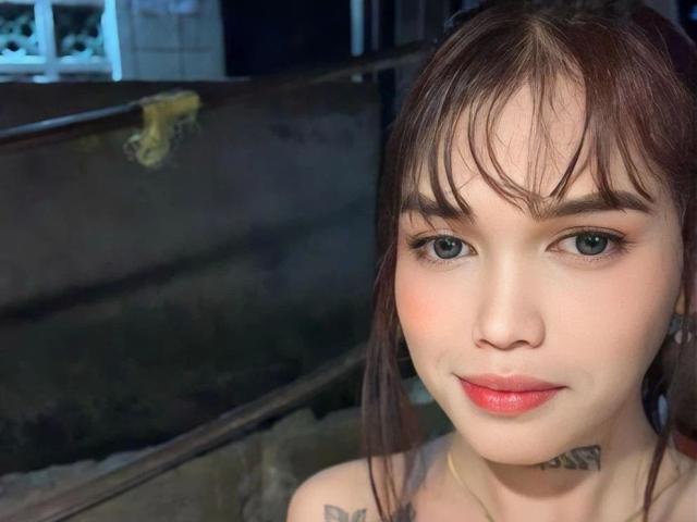 xTransQueenx-hot - Live Sex Cam - 23692881