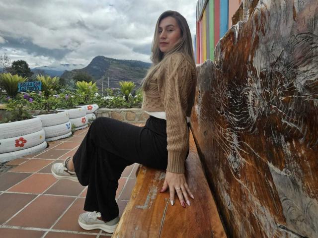 AliceDussan - Live porn &amp; sex cam - 23695217