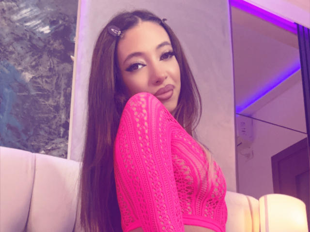 LaylaKrista - Live sex cam - 23697345