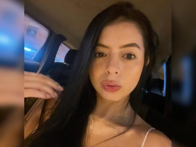 IsabellaJames - Sexe cam en vivo - 23697909