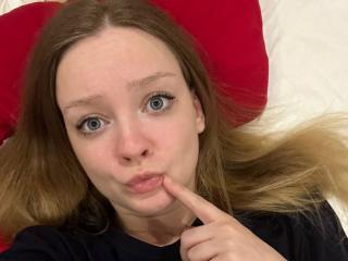 RadiantsLoves - Live sex cam - 23698549