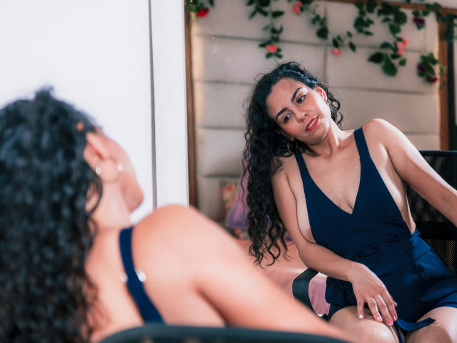 AnaCalderon - Live porn &amp; sex cam - 23699253