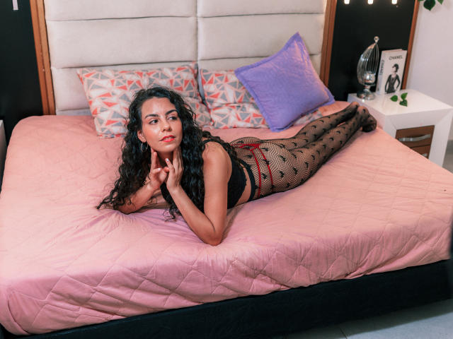 AnaCalderon - Live porn &amp; sex cam - 23699273