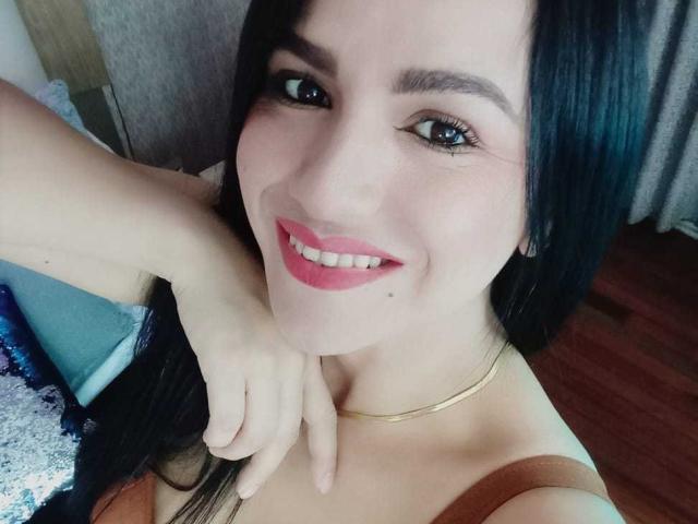 CameronViviane - Live sex cam - 23701185