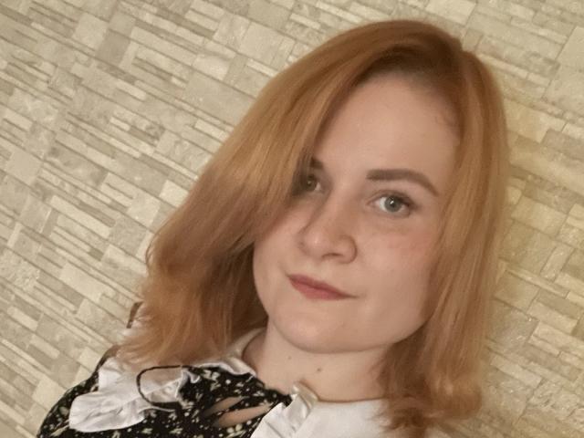 CharlineBigAss - Live Sex Cam - 23704153
