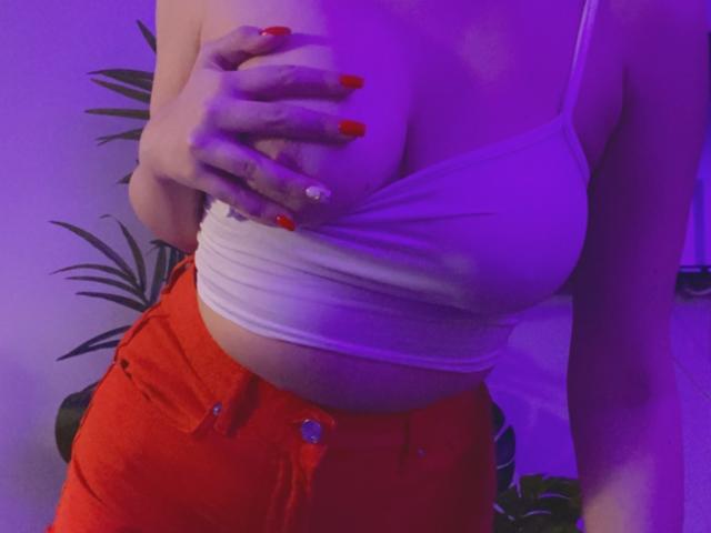 CaramellSex - Live Sex Cam - 23705677