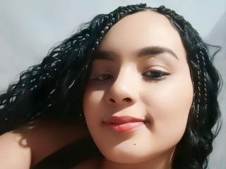 SabrinaBenetti - Live Sex Cam - 23709981