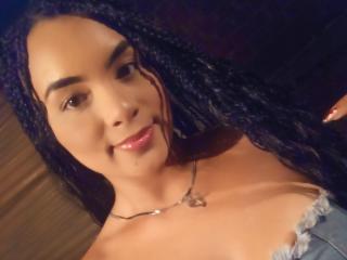 SabrinaBenetti - Live Sex Cam - 23709997