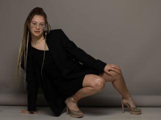 Rozzi - Live porn &amp; sex cam - 23714445