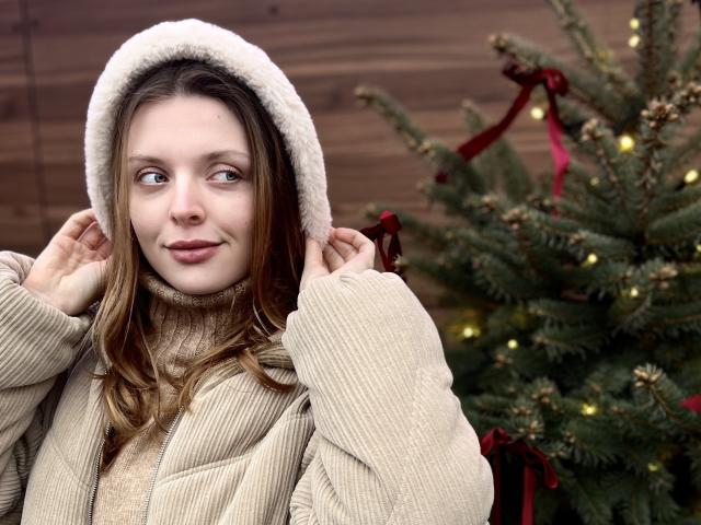 SaraSeys - Live sex cam - 23715945