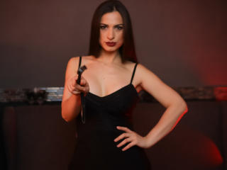 QueenSerenne - Live porn &amp; sex cam - 23720849