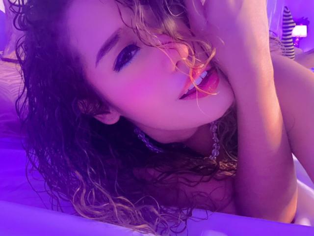 AkiraZanoli - Sexe cam en vivo - 23724489