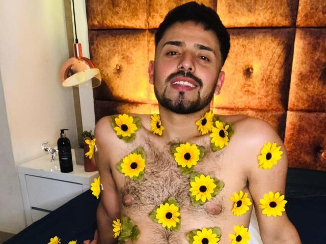 NoahBrown - Sexe cam en vivo - 23725089