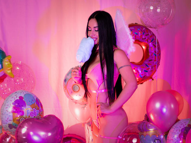 XCandyAlejaX - Live sex cam - 23725697
