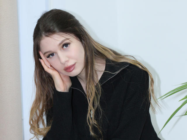 LolaJohnston - Live porn &amp; sex cam - 23734285