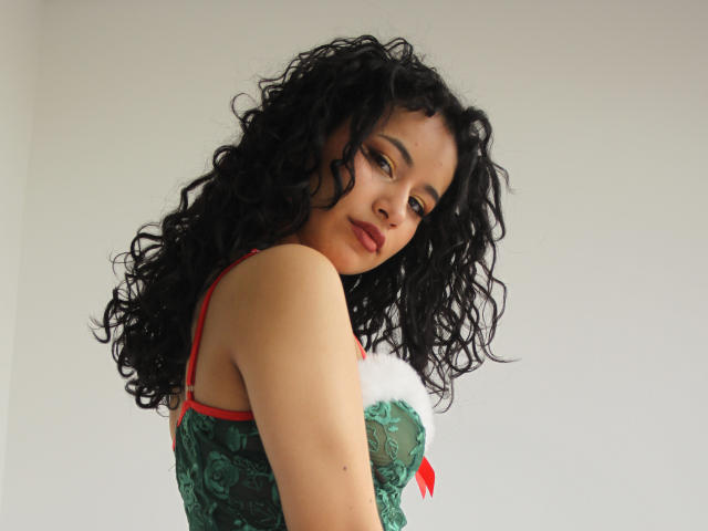 HeilyPeterson - Live Sex Cam - 23736737