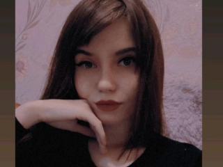 EstherXMoon - Live Sex Cam - 23741533